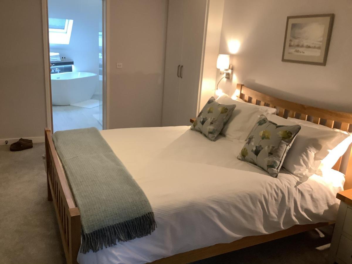 Little London Bed & Breakfast And Glamping Pod Hotel Abercraf ภายนอก รูปภาพ