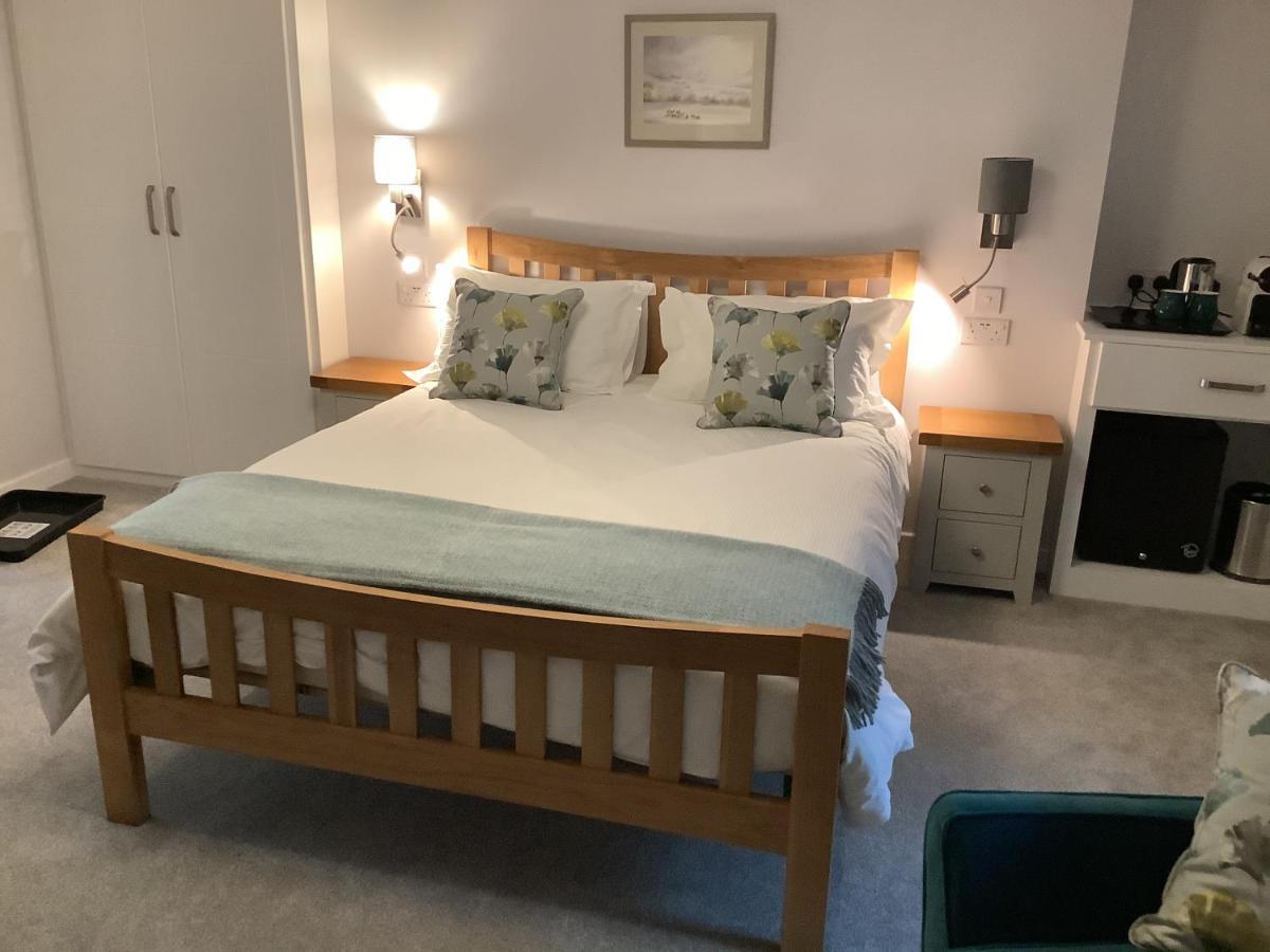 Little London Bed & Breakfast And Glamping Pod Hotel Abercraf ภายนอก รูปภาพ