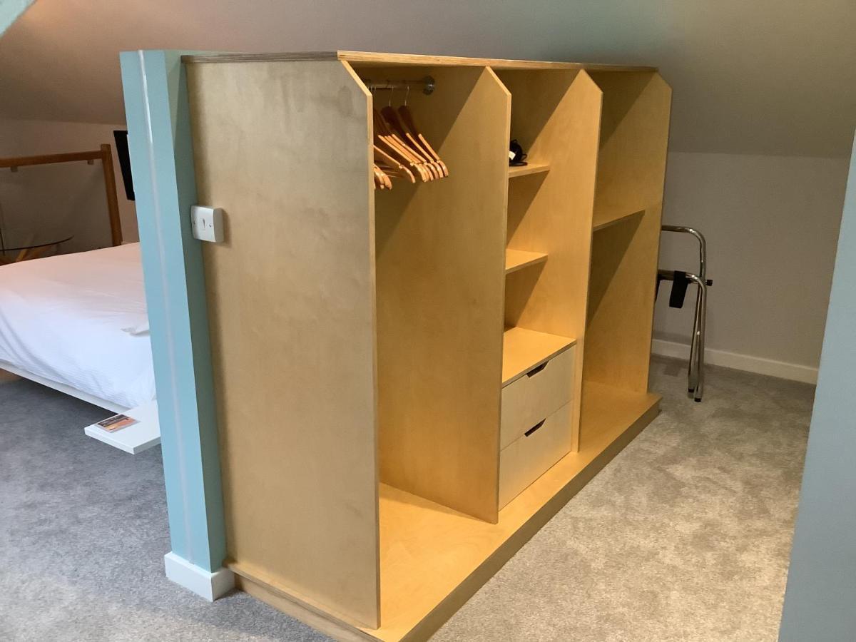 Little London Bed & Breakfast And Glamping Pod Hotel Abercraf ภายนอก รูปภาพ