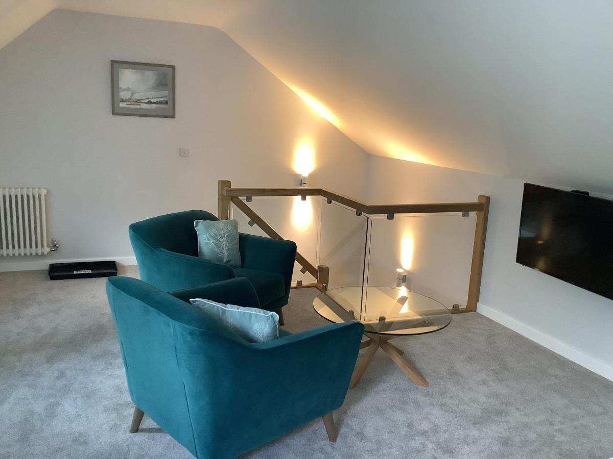 Little London Bed & Breakfast And Glamping Pod Hotel Abercraf ภายนอก รูปภาพ